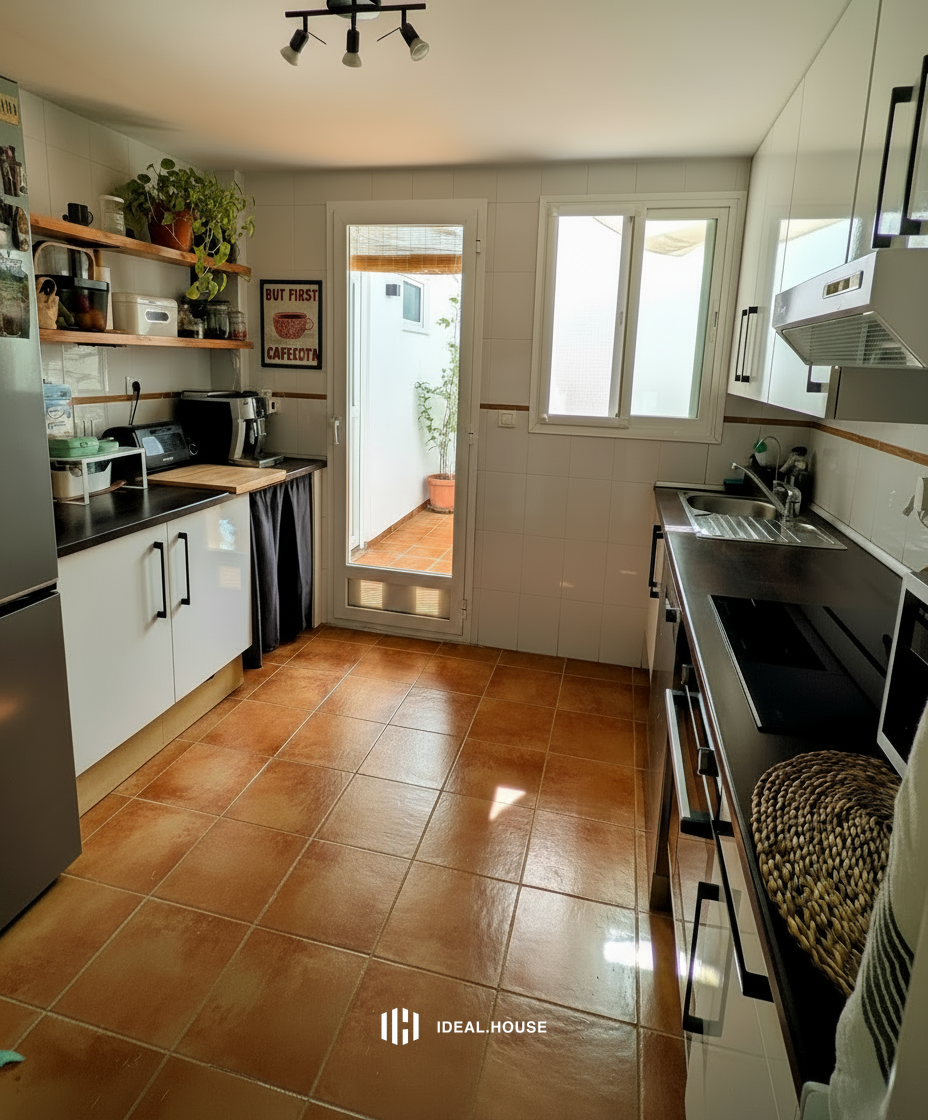Piso en venta en la urbanización Doña Julia, Casares Costa