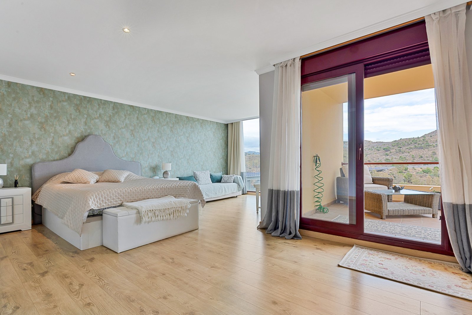 Dúplex en venta en Parque Botánico, Benahavis