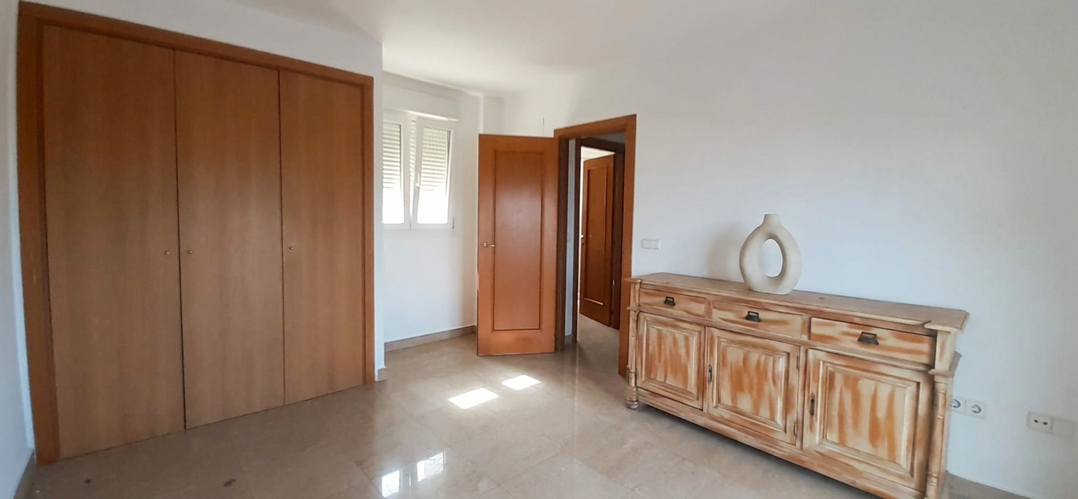 Dormitorio-Ático en venta en Manilva