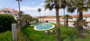 Piscina- ático en venta en Manilva